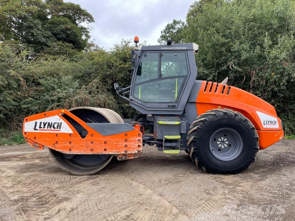 Hamm H 16 i 振動ローラ