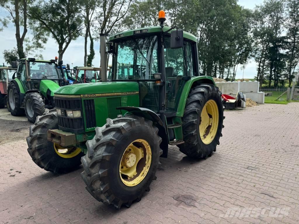 John Deere 6400 トラクター