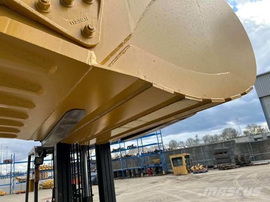 CAT 349D2 - UB バケット