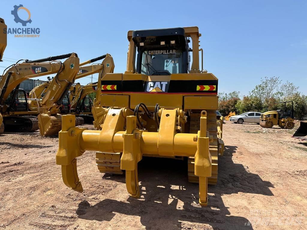 CAT D 8 R ブルドーザー