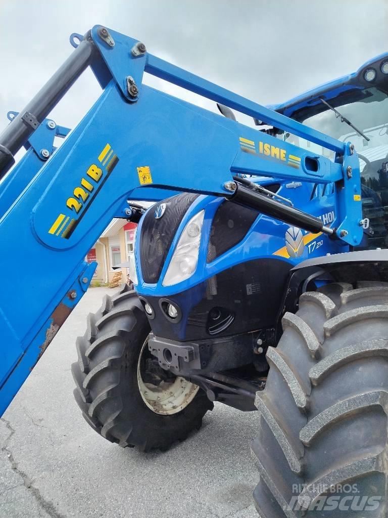 New Holland T7.210AC トラクター