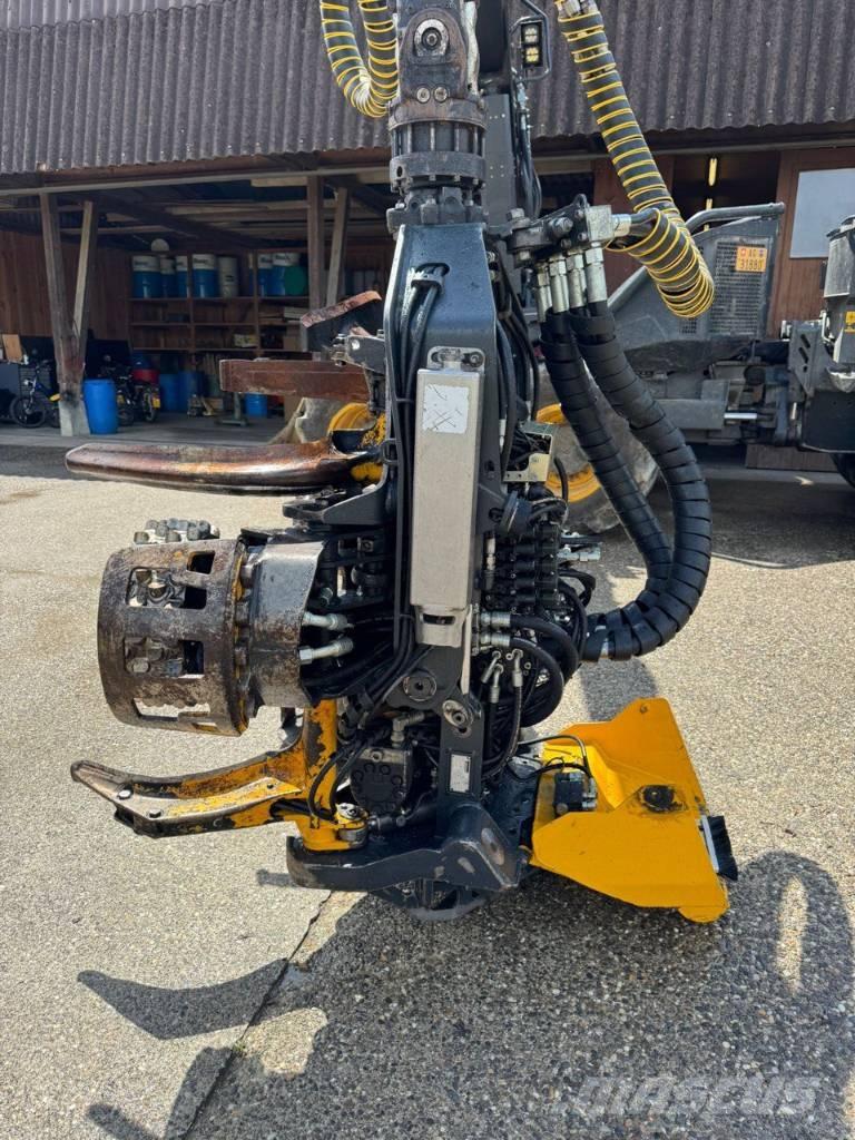 Ponsse H 7 ハーベスター