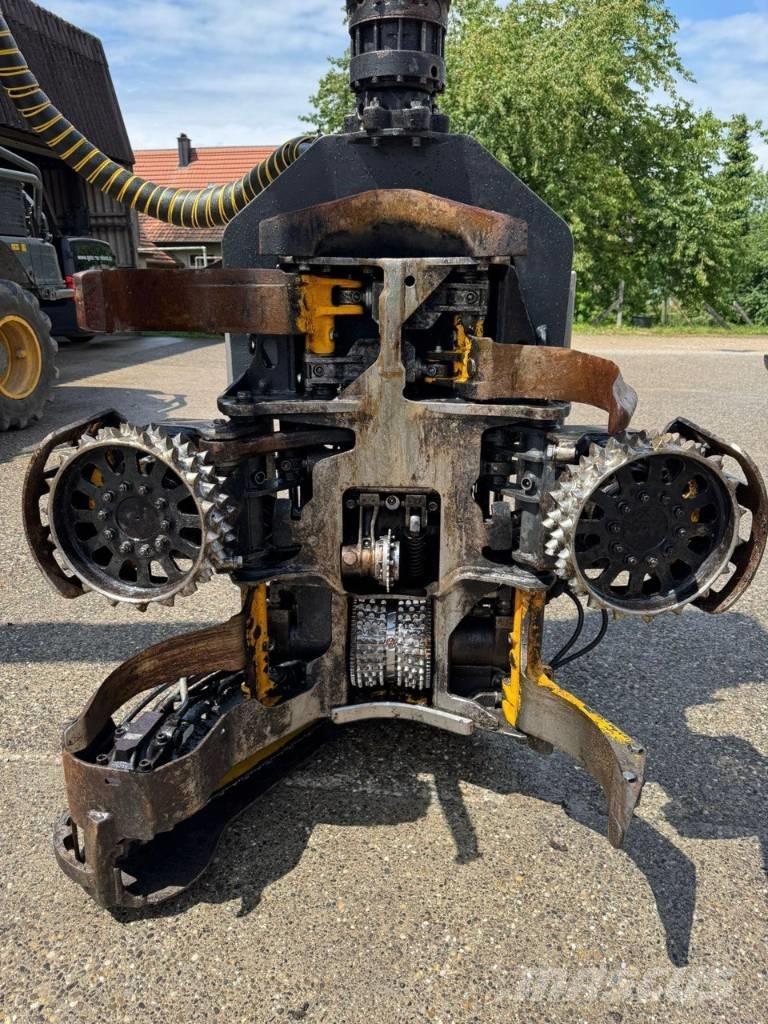 Ponsse H 7 ハーベスター