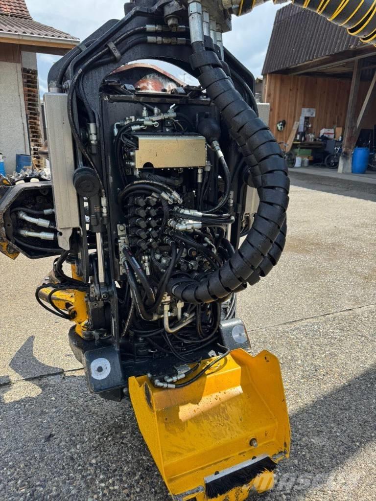 Ponsse H 7 ハーベスター