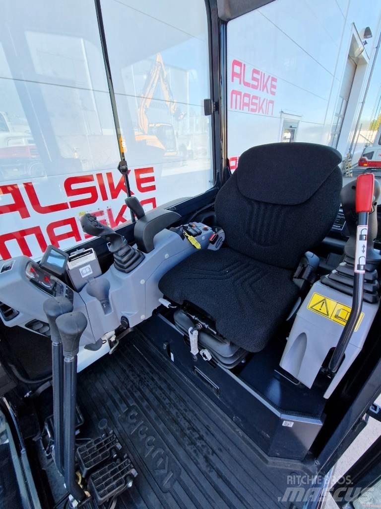 Kubota KX 027-4 ミニ油圧ショベル 7t以下（ミニユンボ・ミニディガー）