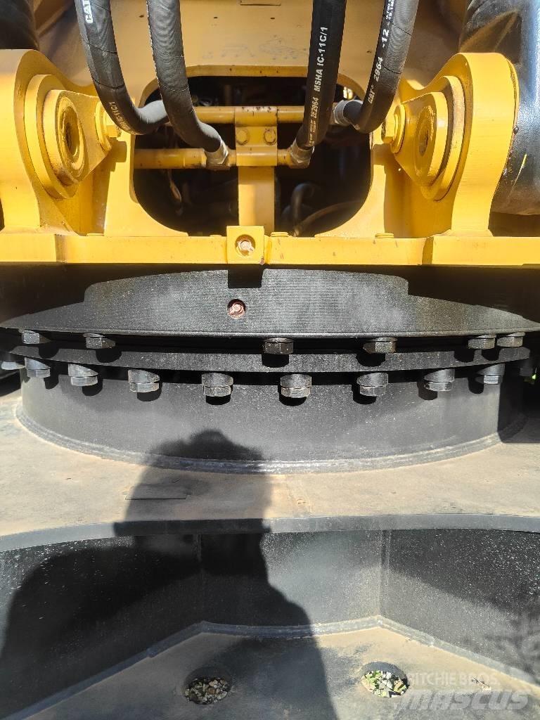 CAT 330 D 大型油圧ショベル12t以上（パワーショベル・ユンボ）