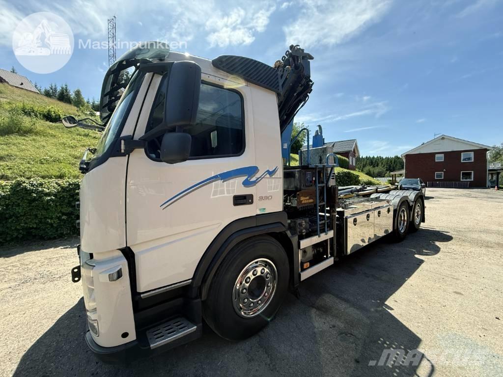 Volvo FM 330 クレーントラック、ユニック車