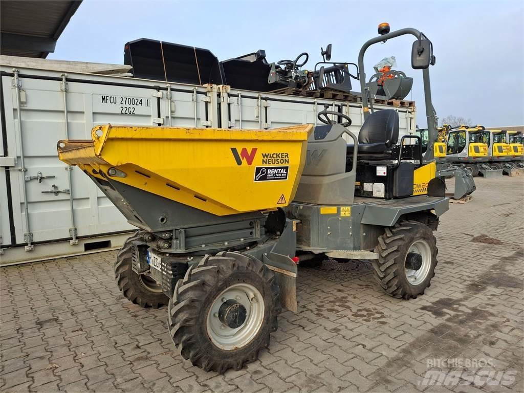 Wacker Neuson DW20 サイト　ダンプ