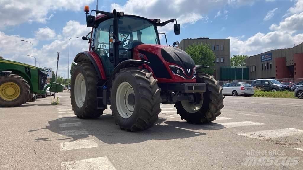 Valtra A105MH4 トラクター