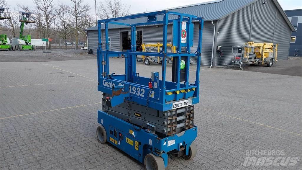 Genie GS1932 シザースリフト