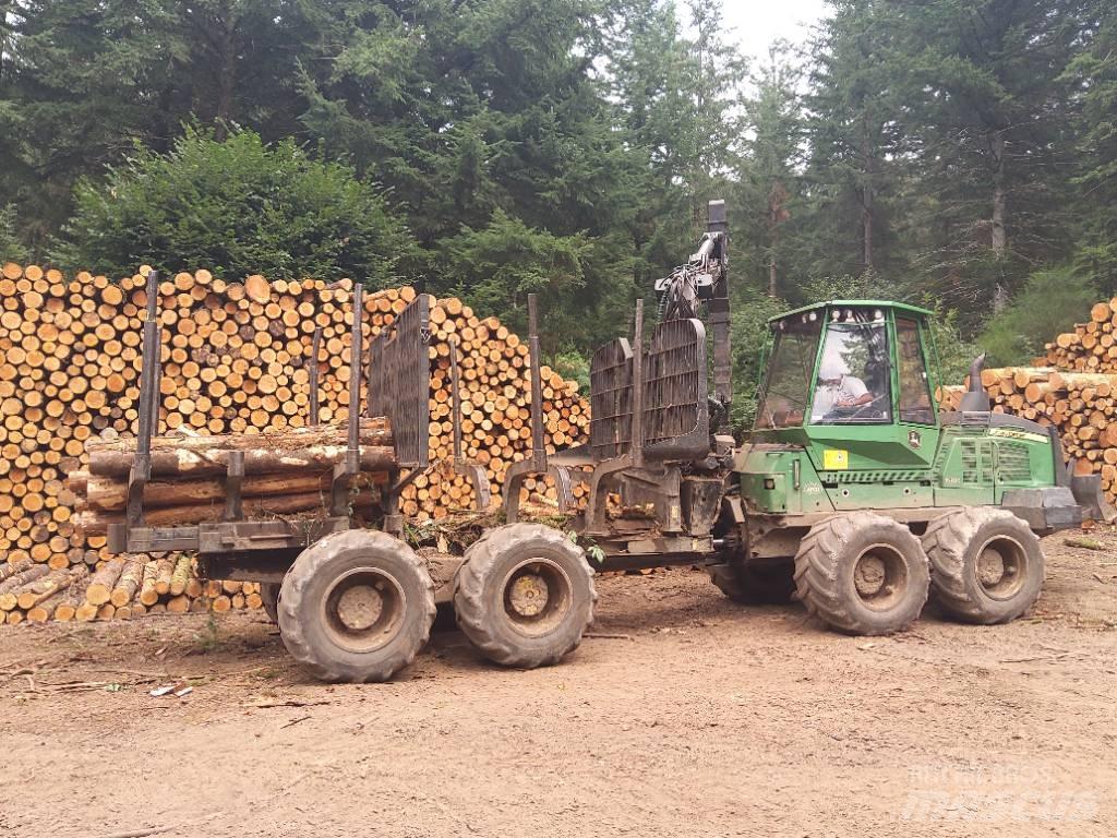 John Deere 1510 G フォワーダー