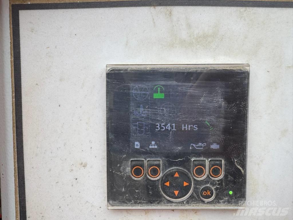Terex Finlay 595 自走式スクリーン