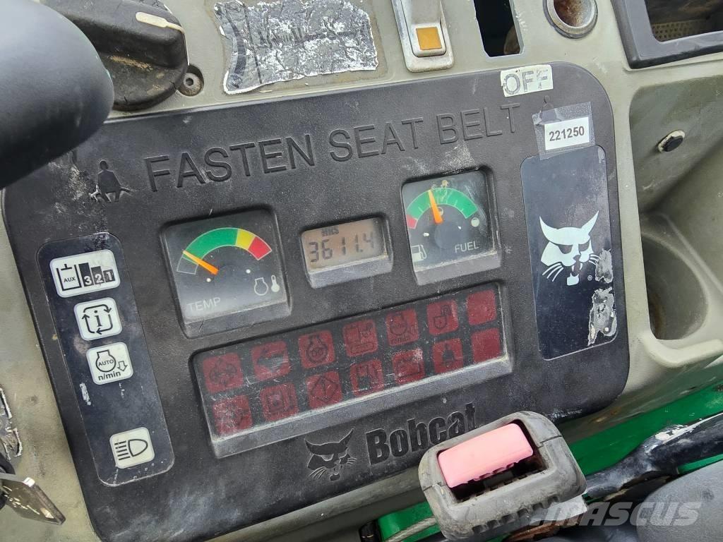 Bobcat E 50 ミニ油圧ショベル 7t以下（ミニユンボ・ミニディガー）