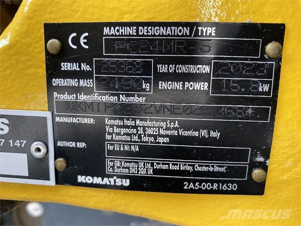 Komatsu PC24MR-5 ホイール式油圧ショベル（パワーショベル・ユンボ・バックホー）