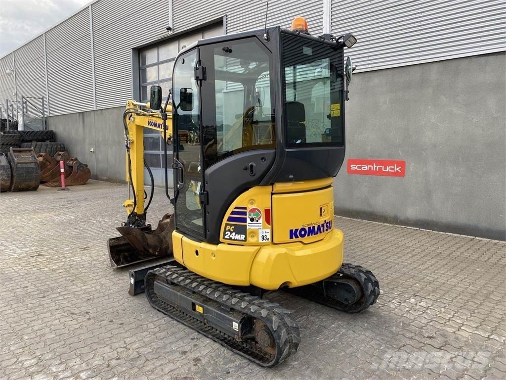 Komatsu PC24MR-5 ホイール式油圧ショベル（パワーショベル・ユンボ・バックホー）