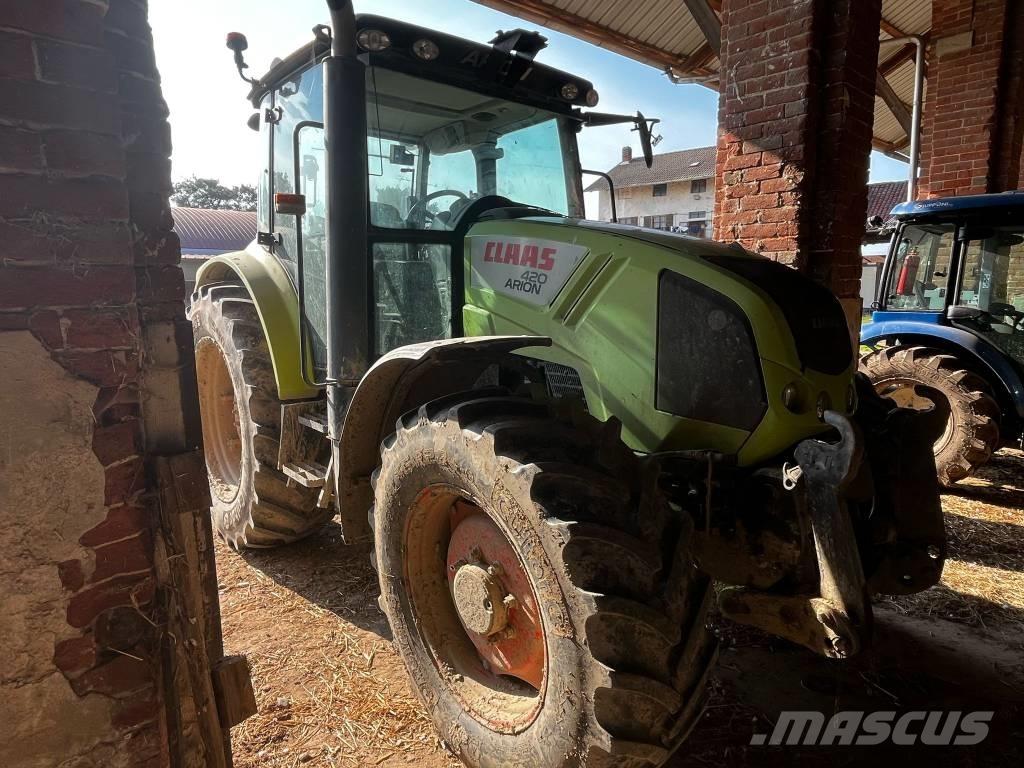 CLAAS Arion 420 トラクター