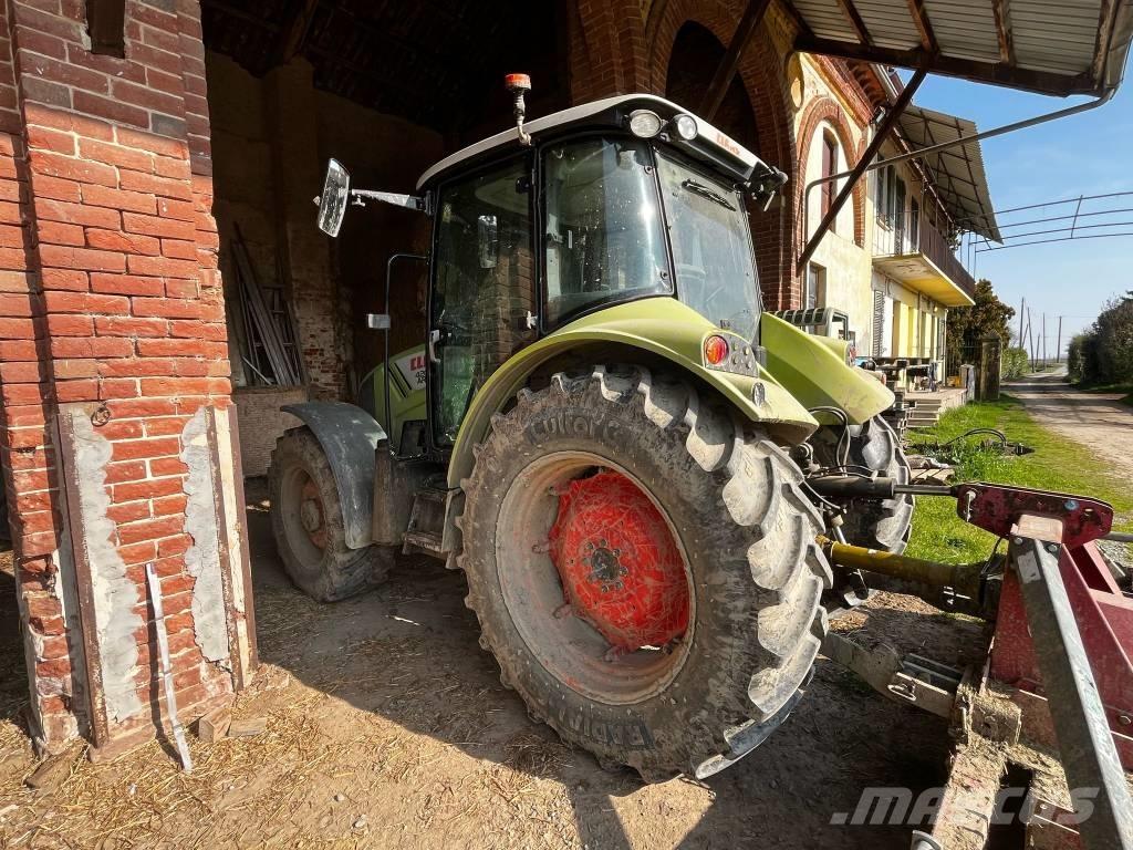 CLAAS Arion 420 トラクター
