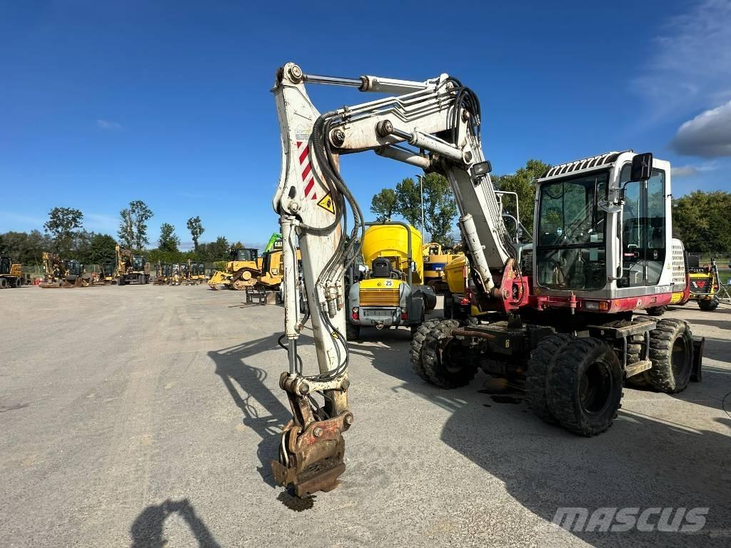 Takeuchi TB 175 W ホイール式油圧ショベル（パワーショベル・ユンボ・バックホー）