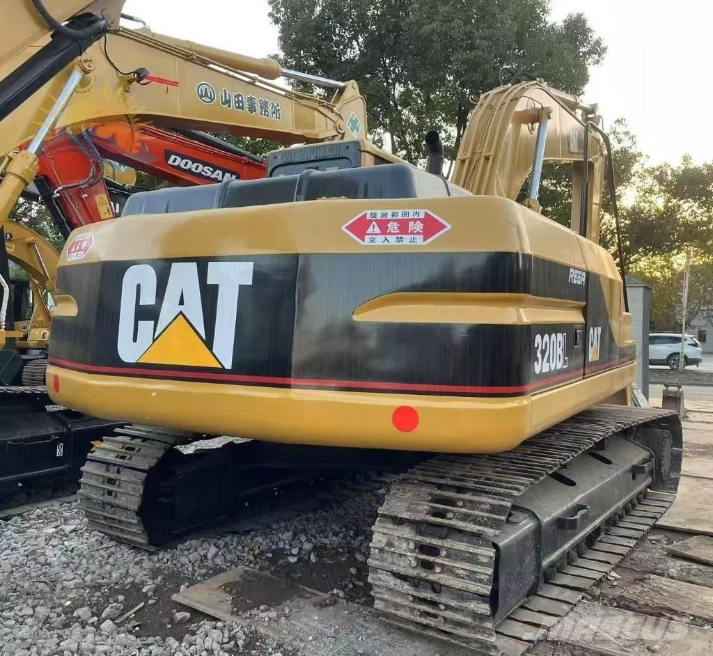 CAT 320 B L 大型油圧ショベル12t以上（パワーショベル・ユンボ）