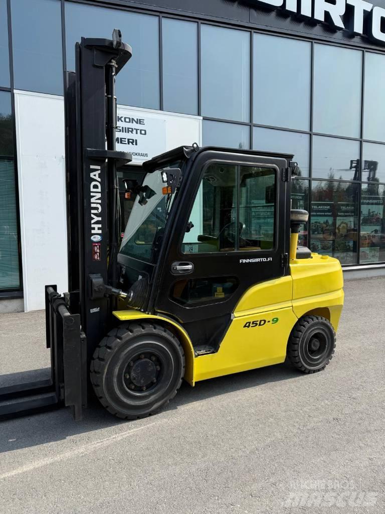Hyundai 45 D-9 ディーゼル・軽油