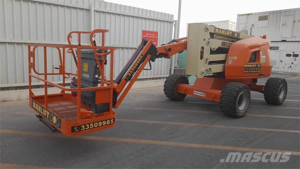 JLG 450AJ ブームリフト　屈伸型