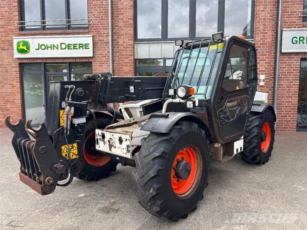 Bobcat T35100 テレスコーピックハンドラー