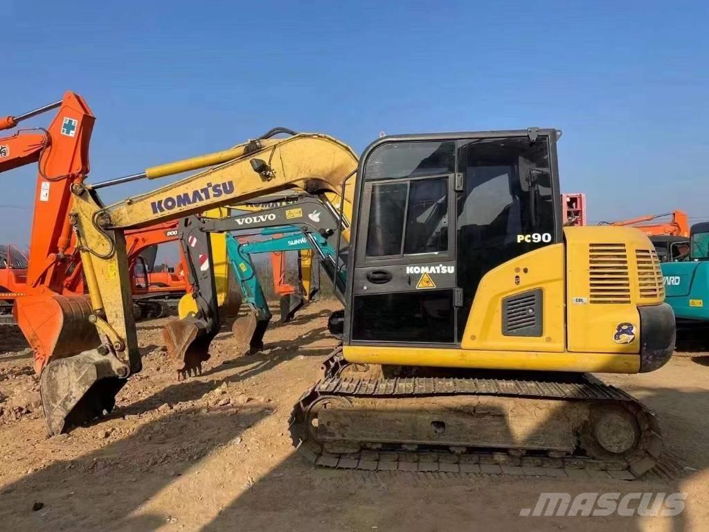 Komatsu PC 70-8 大型油圧ショベル12t以上（パワーショベル・ユンボ）