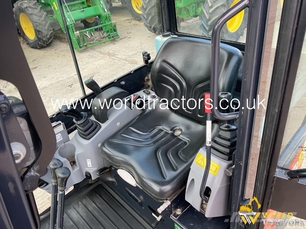 Kubota KX 016-4 ミニ油圧ショベル 7t以下（ミニユンボ・ミニディガー）