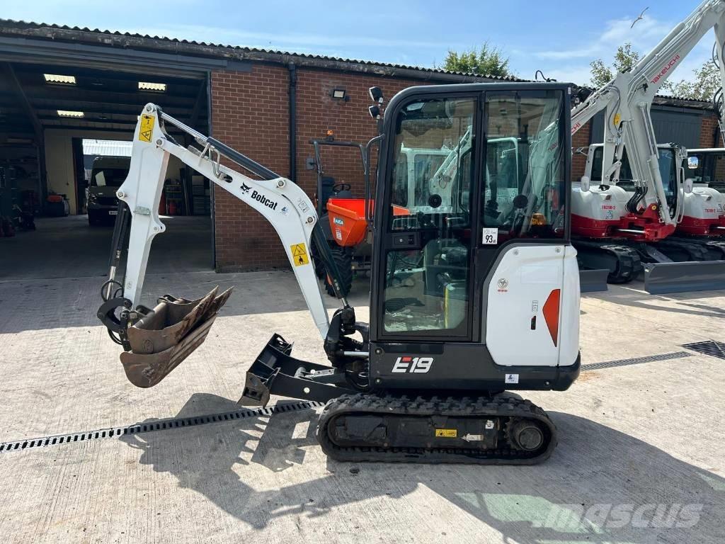 Bobcat E 19 ミニ油圧ショベル 7t以下（ミニユンボ・ミニディガー）