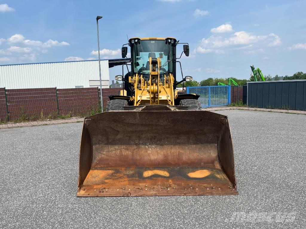 CAT 930M ホイールローダー・タイヤショベル