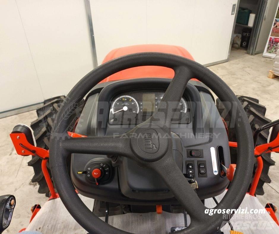 Kioti RX 7330 PC トラクター