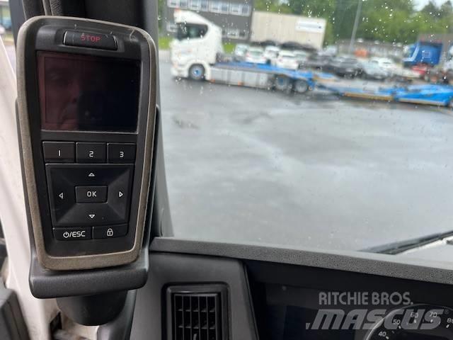 Volvo FMX 500 アームロール