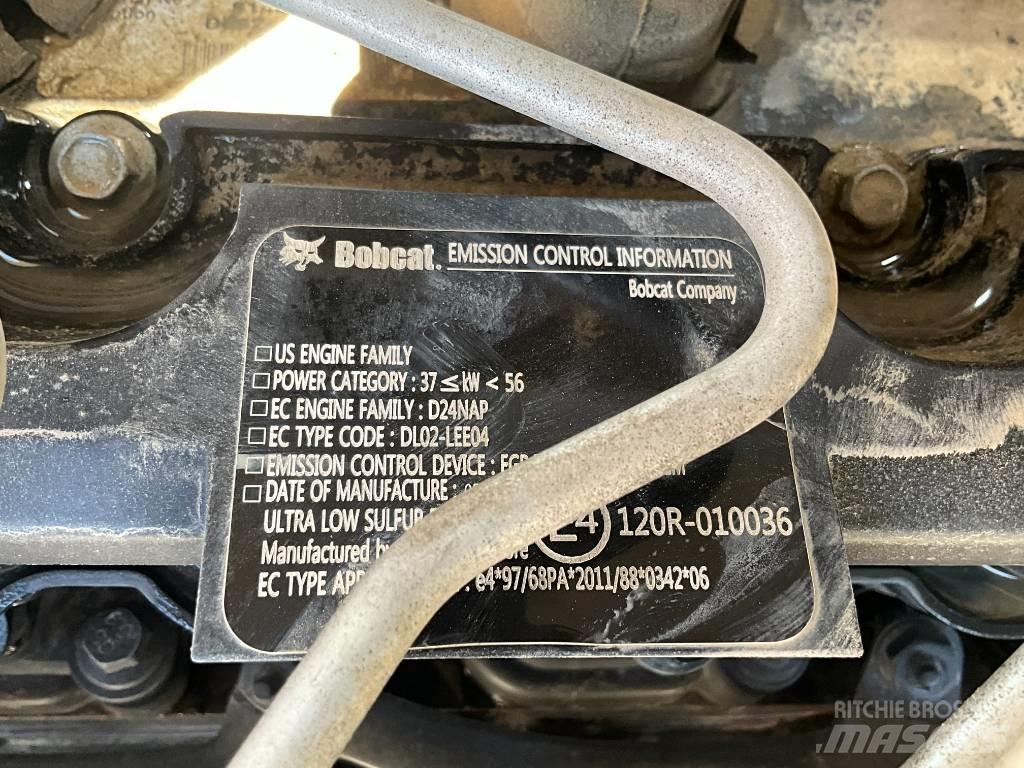 Bobcat E 57 W ホイール式油圧ショベル（パワーショベル・ユンボ・バックホー）