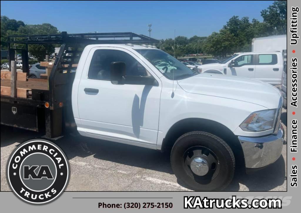 RAM 3500 TRADESMAN 平ボディー