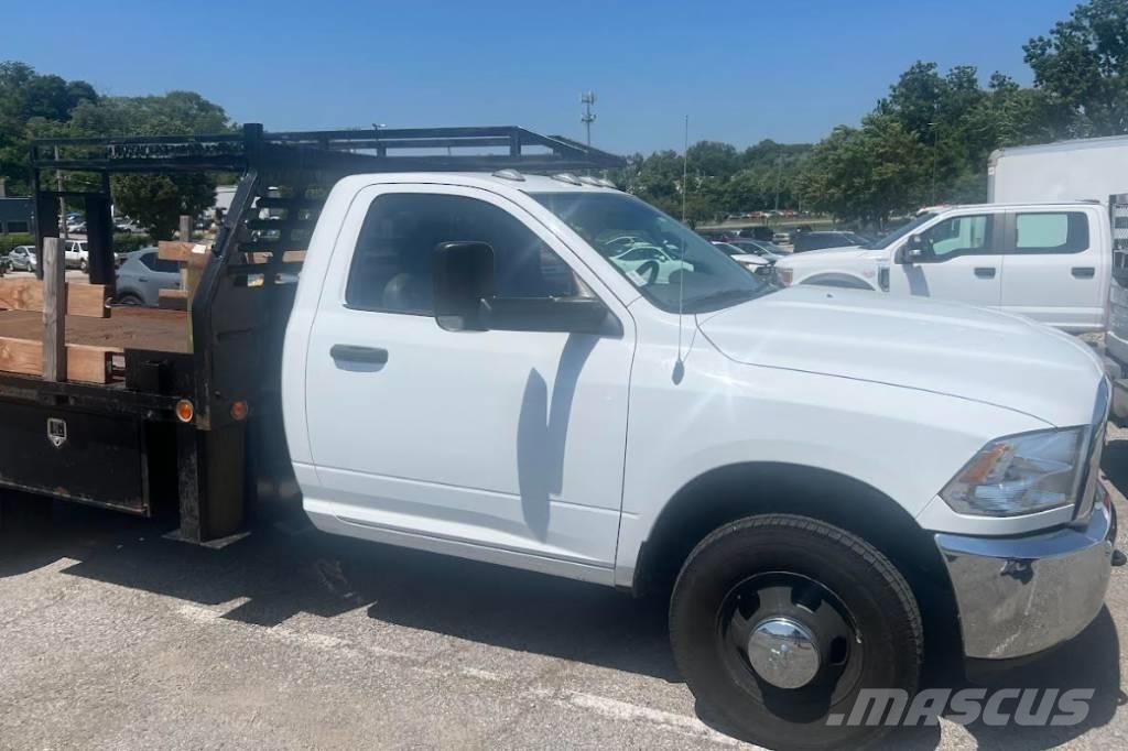 RAM 3500 TRADESMAN 平ボディー