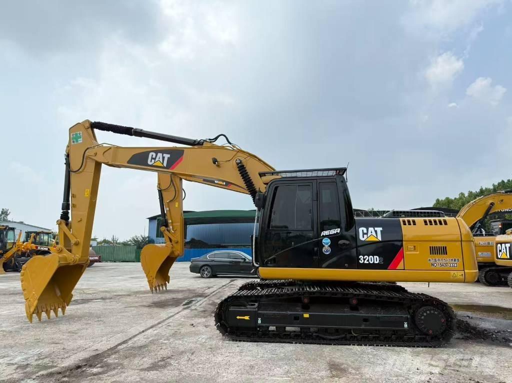 CAT 320D2 大型油圧ショベル12t以上（パワーショベル・ユンボ）