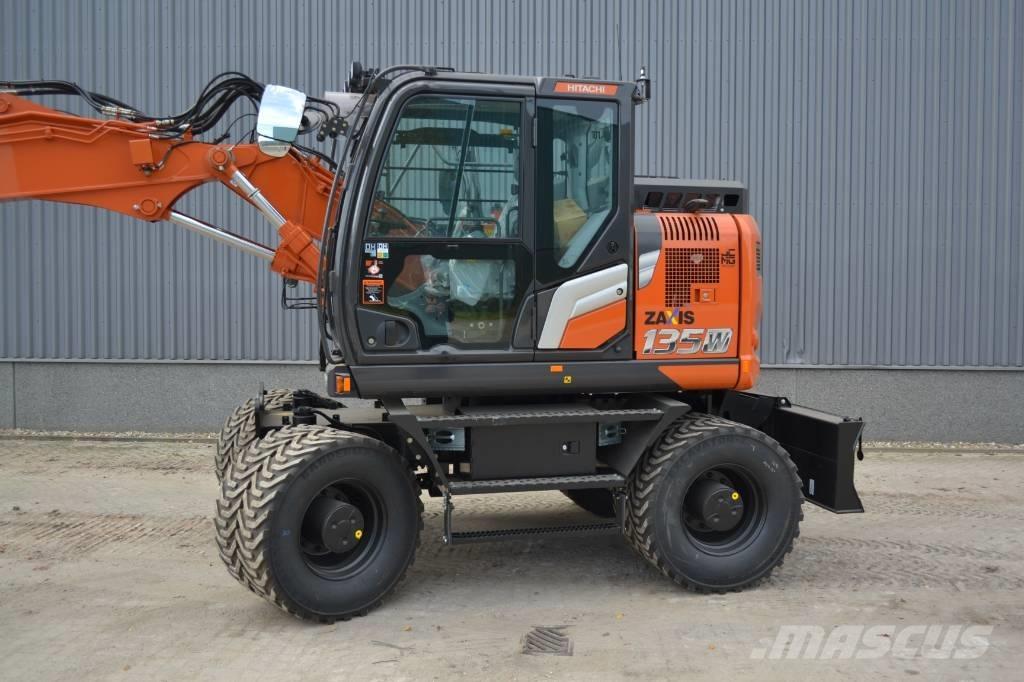 Hitachi ZX135W-7 ホイール式油圧ショベル（パワーショベル・ユンボ・バックホー）