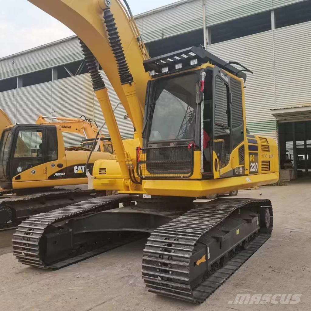 Komatsu PC 220-8 大型油圧ショベル12t以上（パワーショベル・ユンボ）