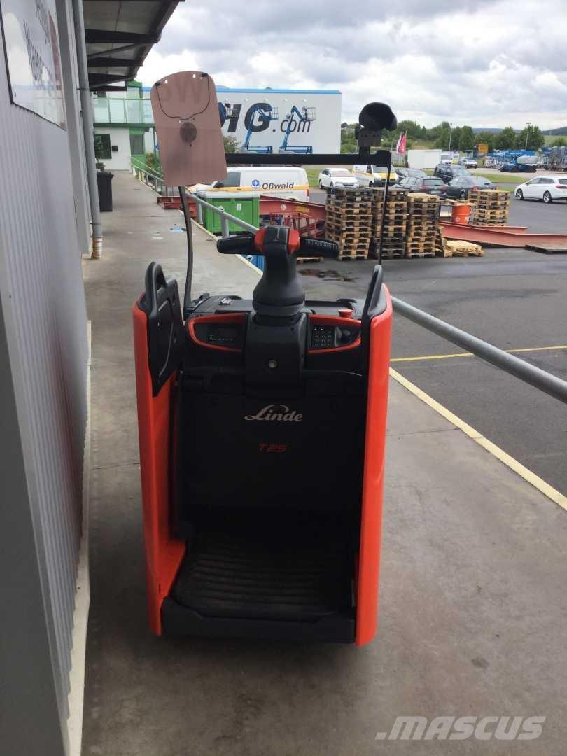 Linde T25FP 自走式スタッカー