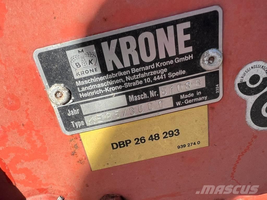 Krone KE85/3000 パワーハローとロータリーハロー