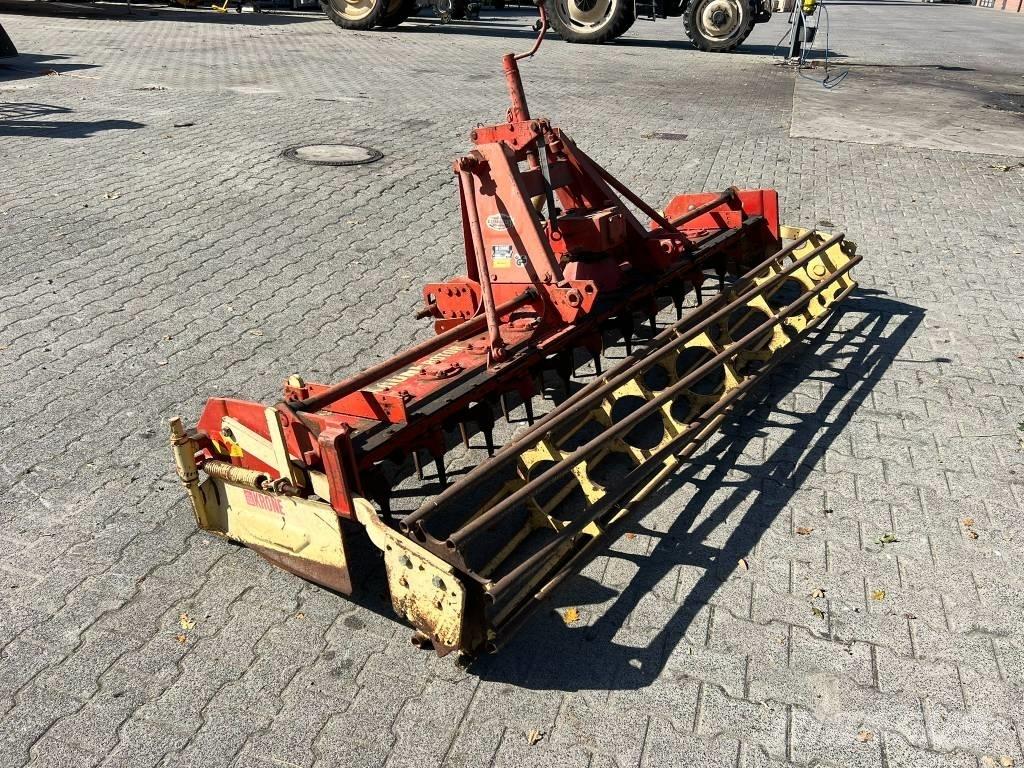 Krone KE85/3000 パワーハローとロータリーハロー