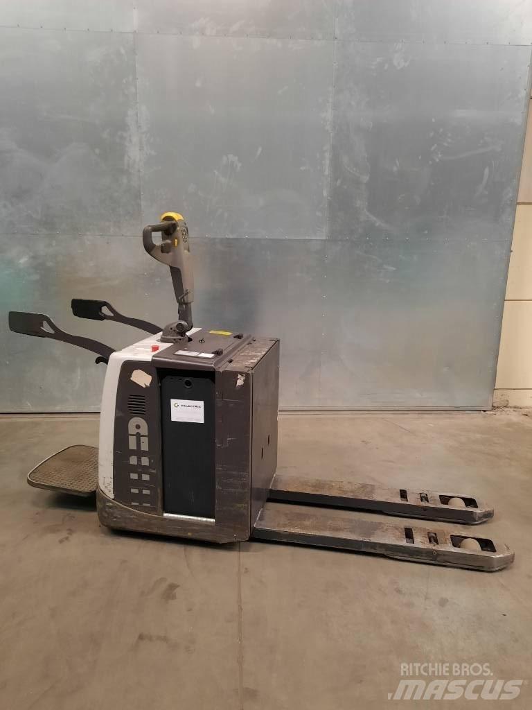 UniCarriers PMR200P ローリフトとプラットフォーム