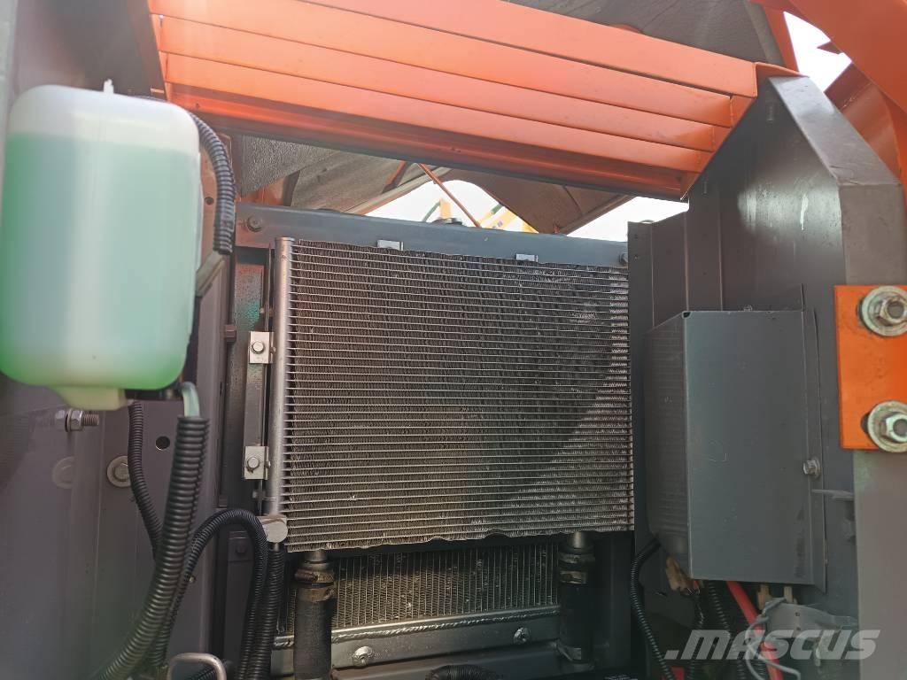 Hitachi ZX 70 中型油圧ショベル 7ｔ-12ｔ（ユンボ・パワーショベル・バックホー）
