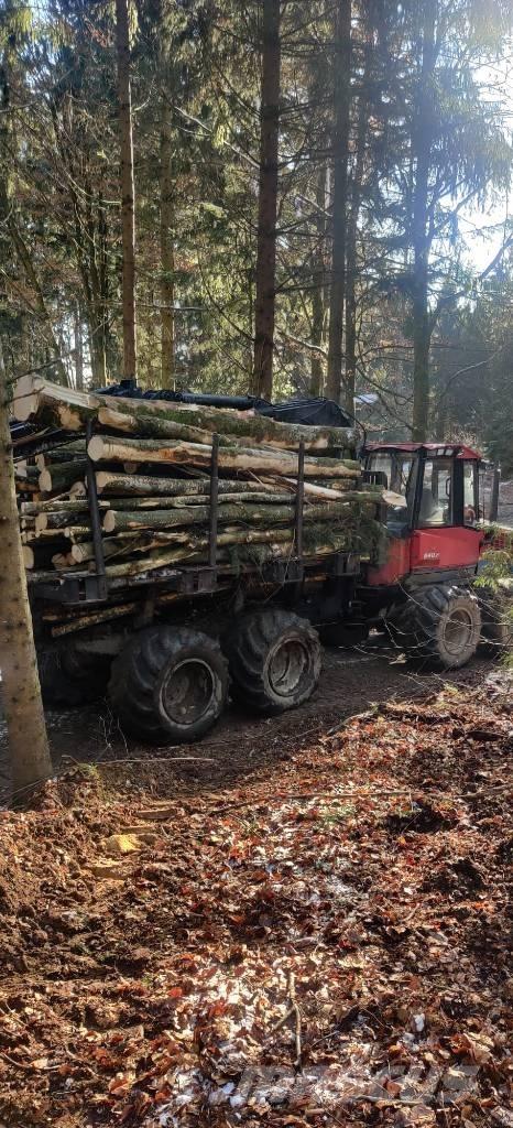 Valmet 840.2 フォワーダー