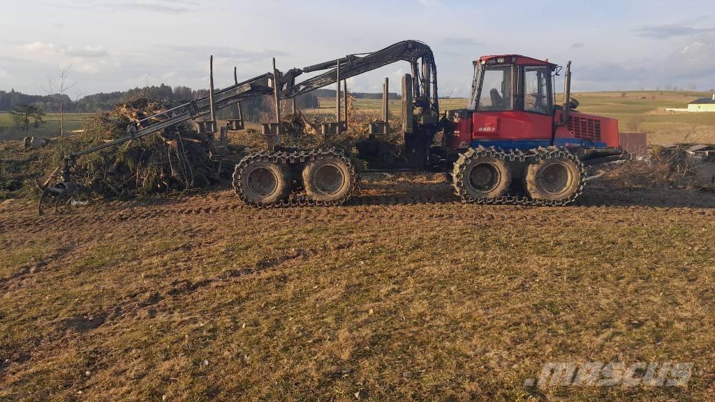 Valmet 840.2 フォワーダー