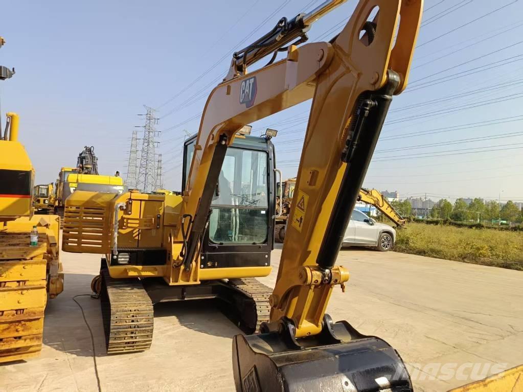 CAT 305.5 ミニ油圧ショベル 7t以下（ミニユンボ・ミニディガー）