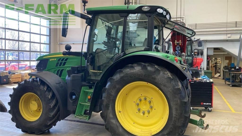 John Deere 6130R トラクター
