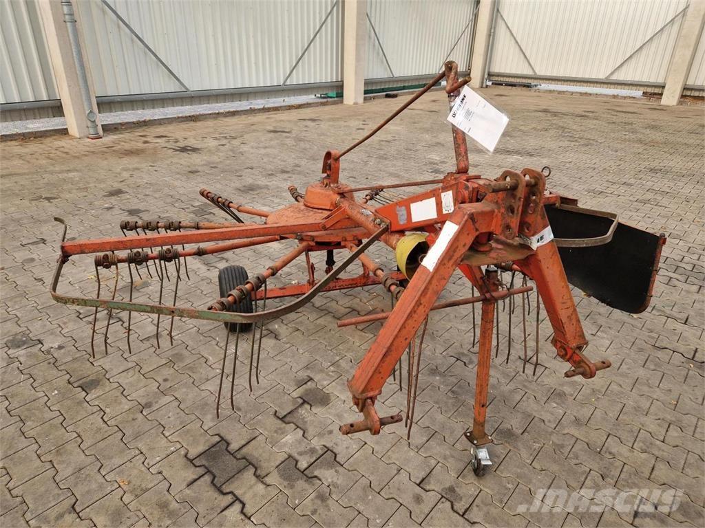 Fella TS 325 ウィンドローア/レーキ