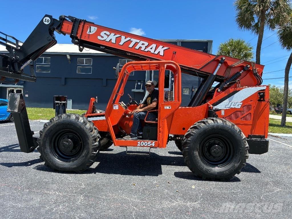 JLG 10054 テレスコーピックハンドラー