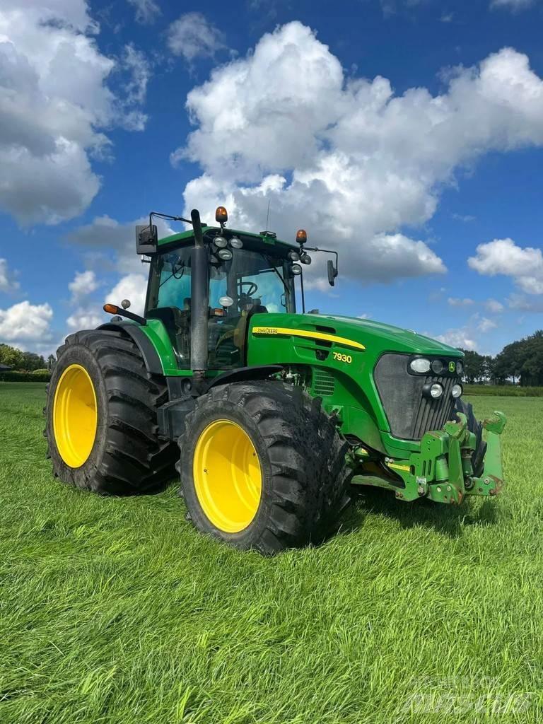 John Deere 7930 トラクター